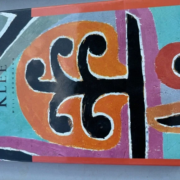 Colorful Abstract Art Book - Picture 1 of 1